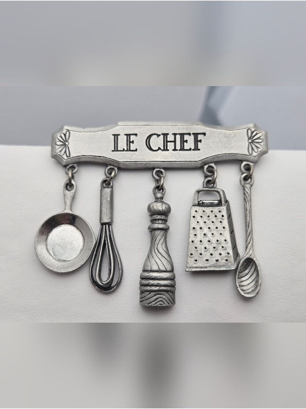 Vintage JJ “Le Chef” Kitchen Utensil Dangle Brooch Pewter Signed Chef Pin